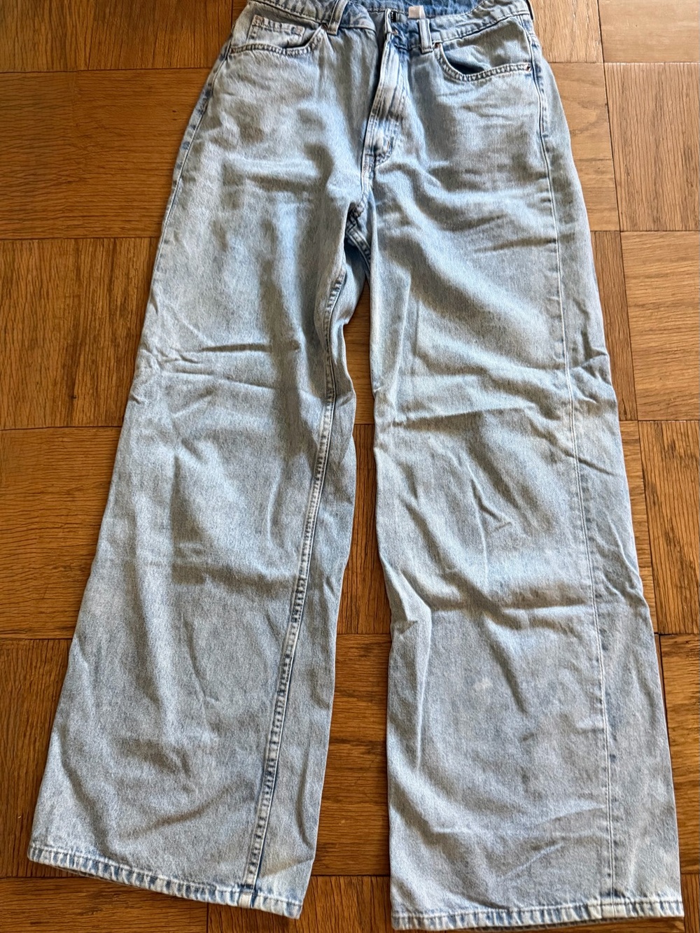 Dividend Light Wash Wide-Leg Men’s Jeans - Classic Casual Style